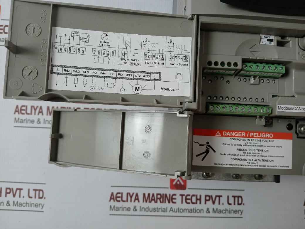 Schneider Electric Atv71Hu15N4 Variable Speed Drive 2004Kl-05W-b50 380/480V