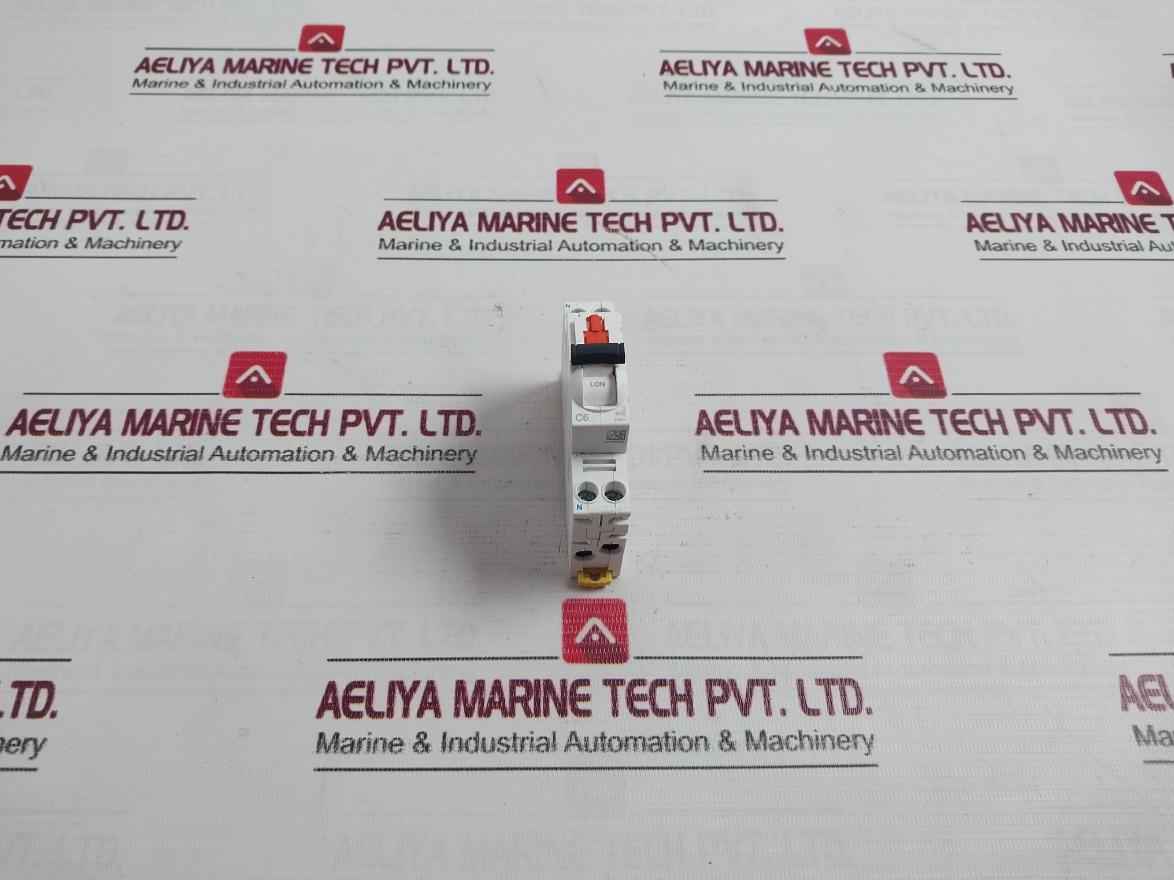 Schneider Electric C6 Miniature Circuit Breaker 230V 4Kv 6000A 50Hz