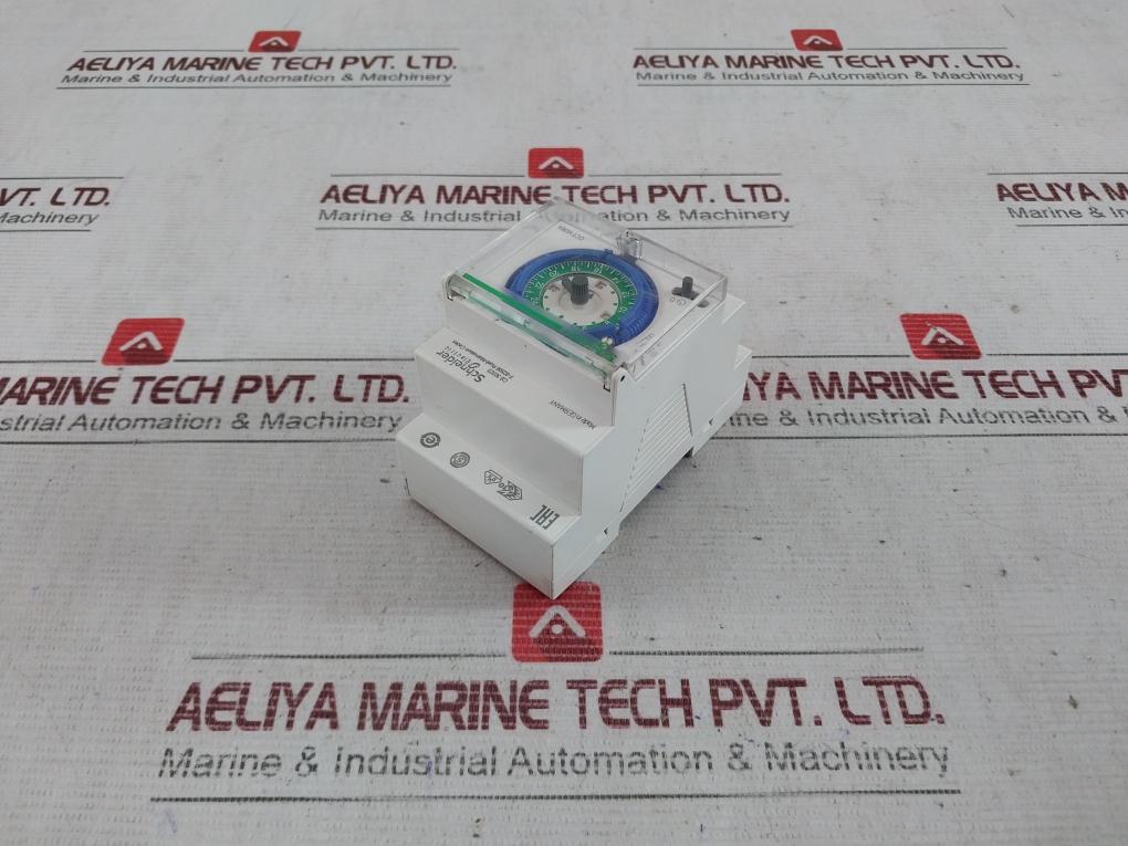 Schneider Electric Cct16364 24H Mechanical Time Switch 230V-50Hz 1610855