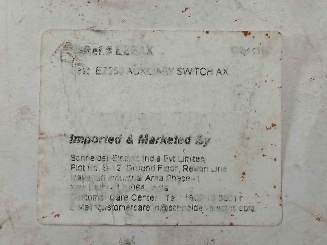 Schneider Electric Ezeax Auxiliary Contact For Easypact Ezc250-ezd250