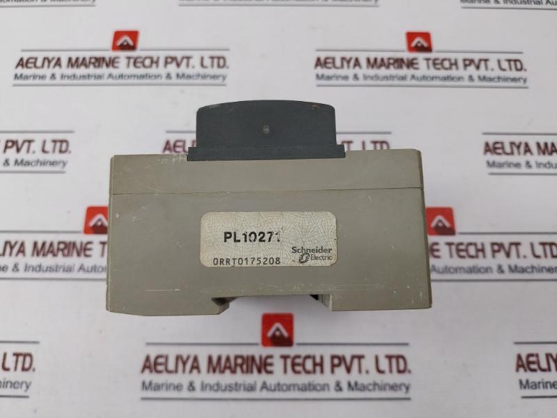 Schneider Electric INS125 Switch Disconnector + Black Rotary Handle 750v