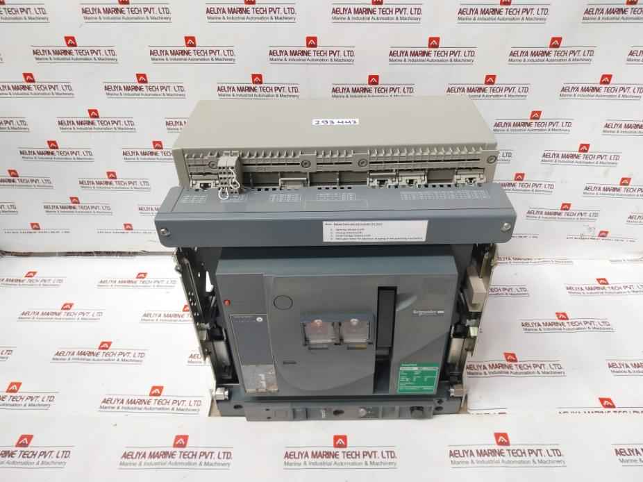 Schneider Electric Mvs12N Easypact Circuit Breaker Iec/En60947-2 50/60Hz