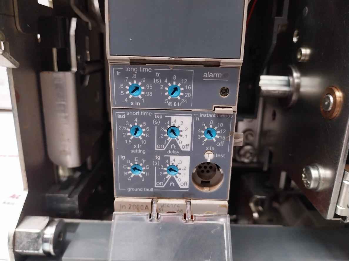 Schneider Electric Mvs25N Easypact Circuit Breaker 50/60Hz Gh800017Aa Wx14174