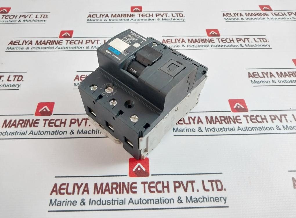 Schneider Electric Ng125N Circuit Breaker 690V 50/60Hz Used