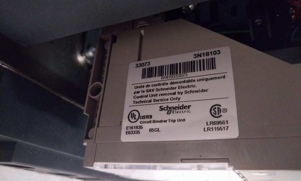 Schneider Electric Masterpact Nw20 H1 Micrologic 6.0A Circuit Breaker 1000V 12Kv