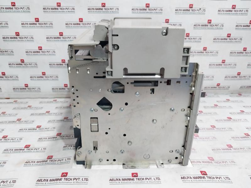 Schneider Electric Masterpact Nw20 H1 Micrologic 6.0A Circuit Breaker 1000V 12Kv