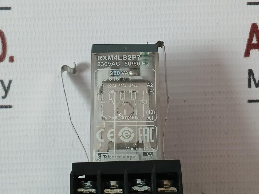 Schneider Electric Rxm4Lb2P7 Plug-in Relay With Socket Rxze1M4C 50/60Hz 