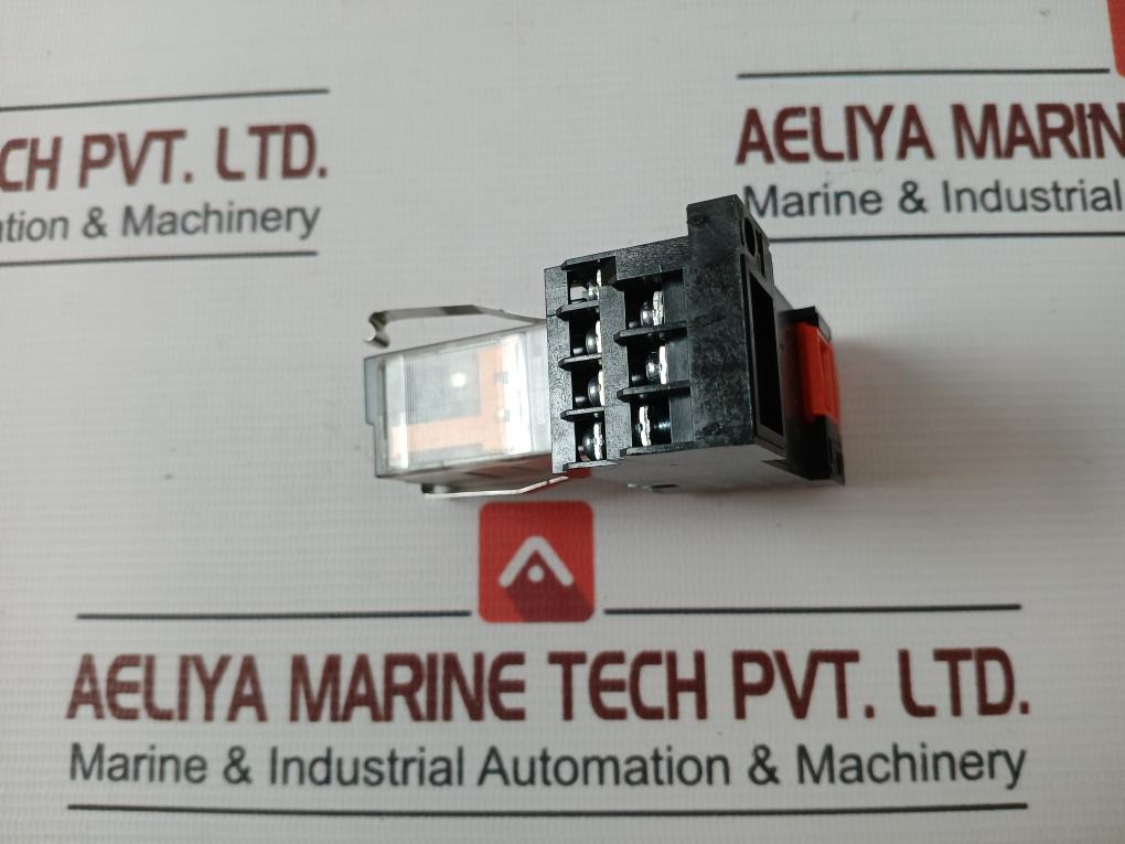 Schneider Electric Rxm4Lb2P7 Plug-in Relay With Socket Rxze1M4C 50/60Hz 