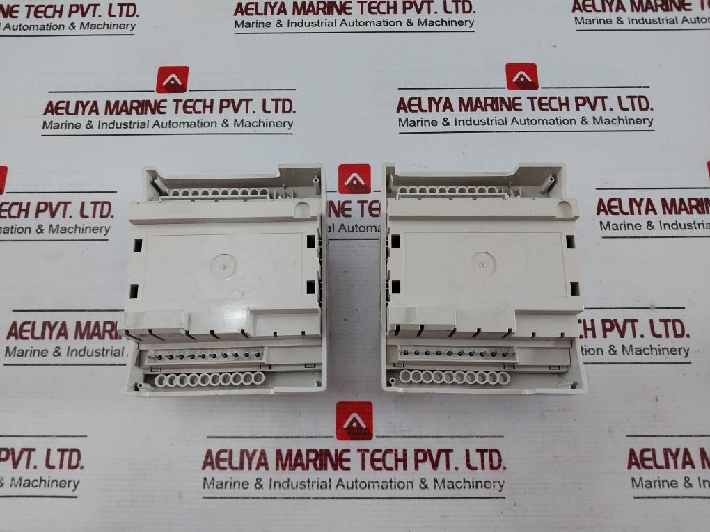 Schneider Electric TAC XENTA 401 Programmable Controller 04F4A14B0200