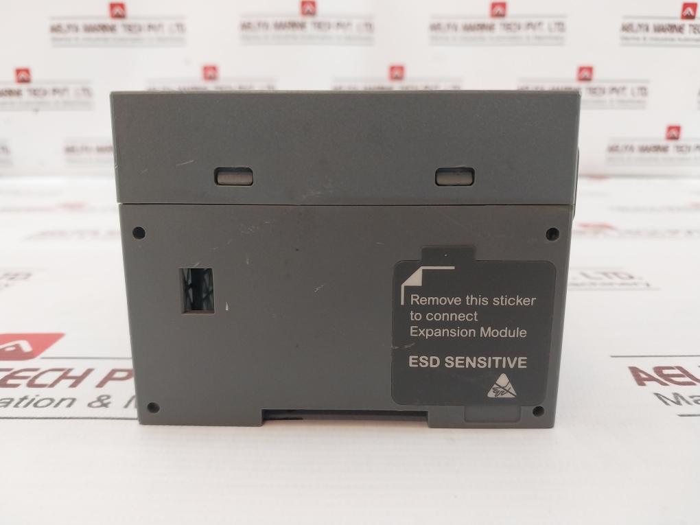 Schneider Electric Tm200Ce40R Controller Relay 100-240Vac 50/60Hz 56-69Va