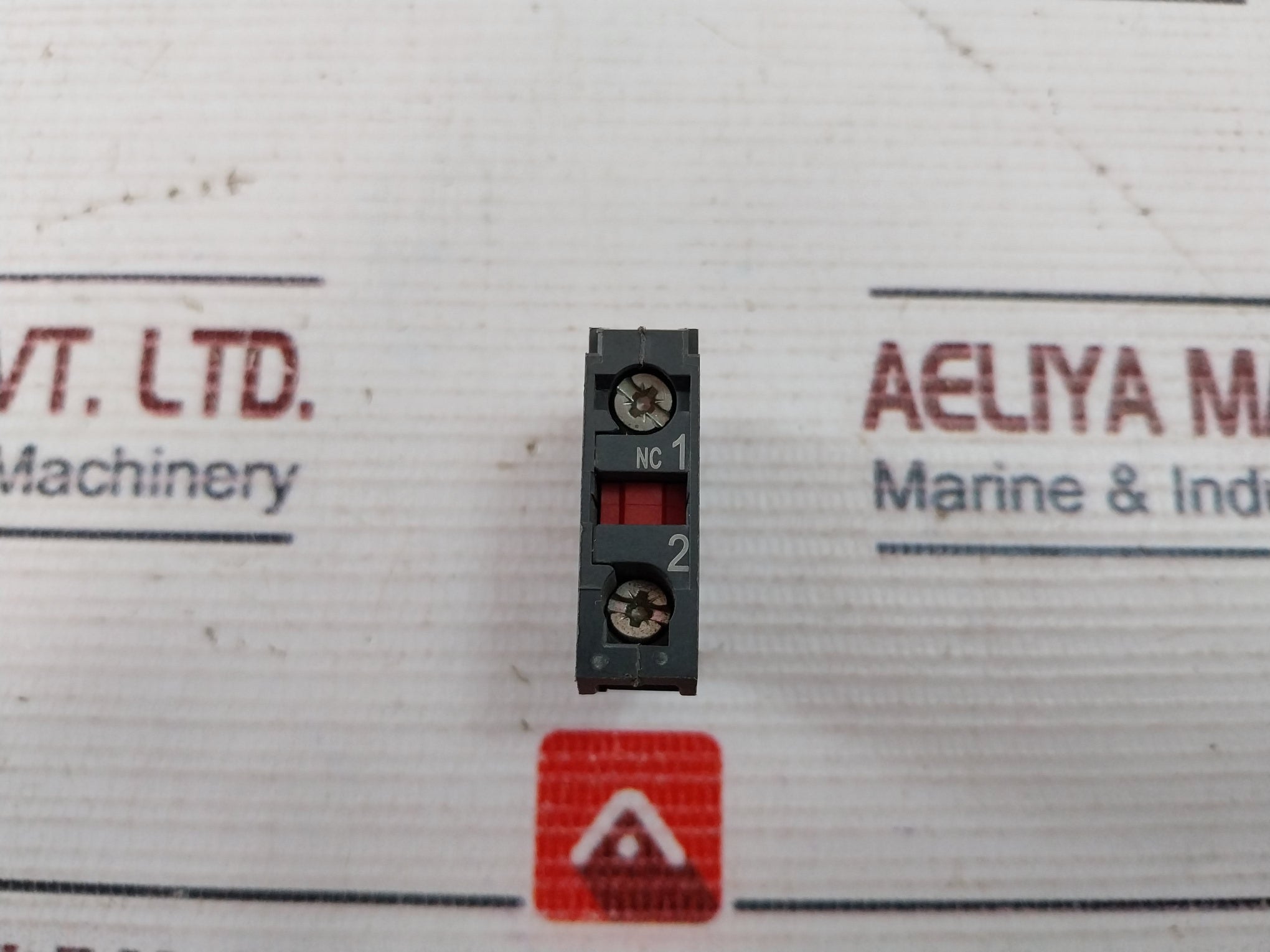 Schneider Electric Zbe-102 Contact Block