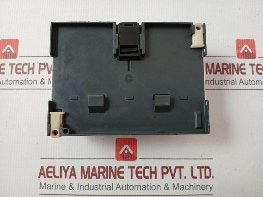 Schneider Electric Zelio Logic Smart Relay Sr2 B201Fu 100-240Vac