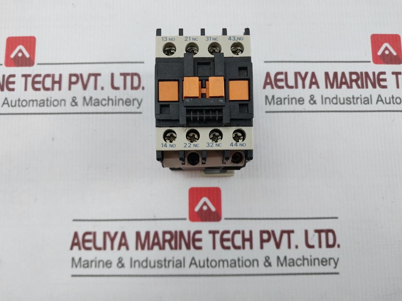Schneider Electric Ca2 Dn22 Control Relay 220V 60Hz