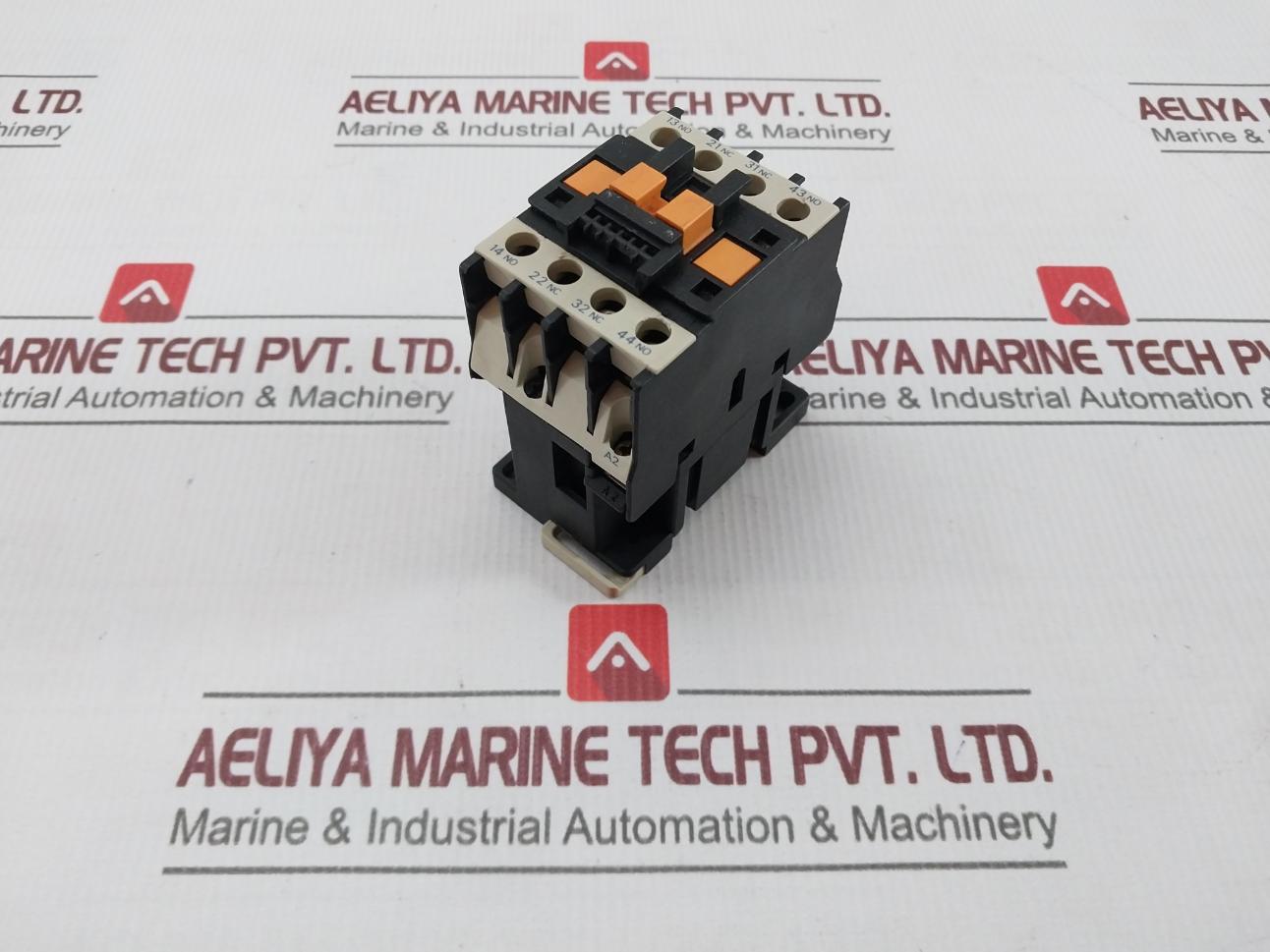 Schneider Electric Ca2 Dn22 Control Relay 220V 60Hz