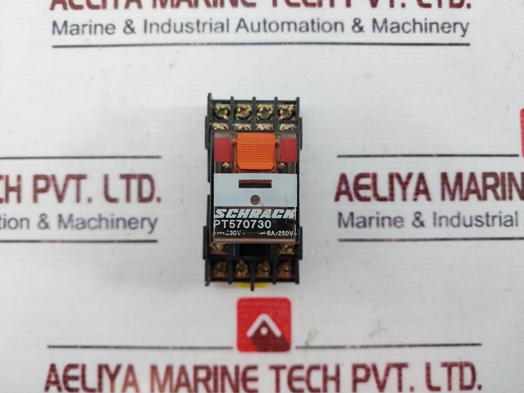 Schrack PT570730 Plug-In Relay With Base SZX-SMF