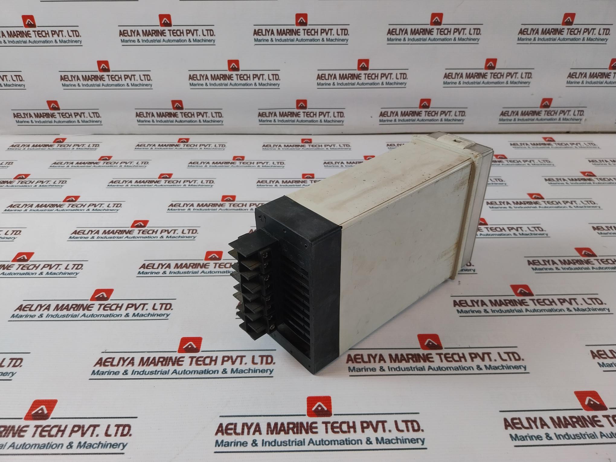 Seg Iru1-e1-hd Voltage Relay