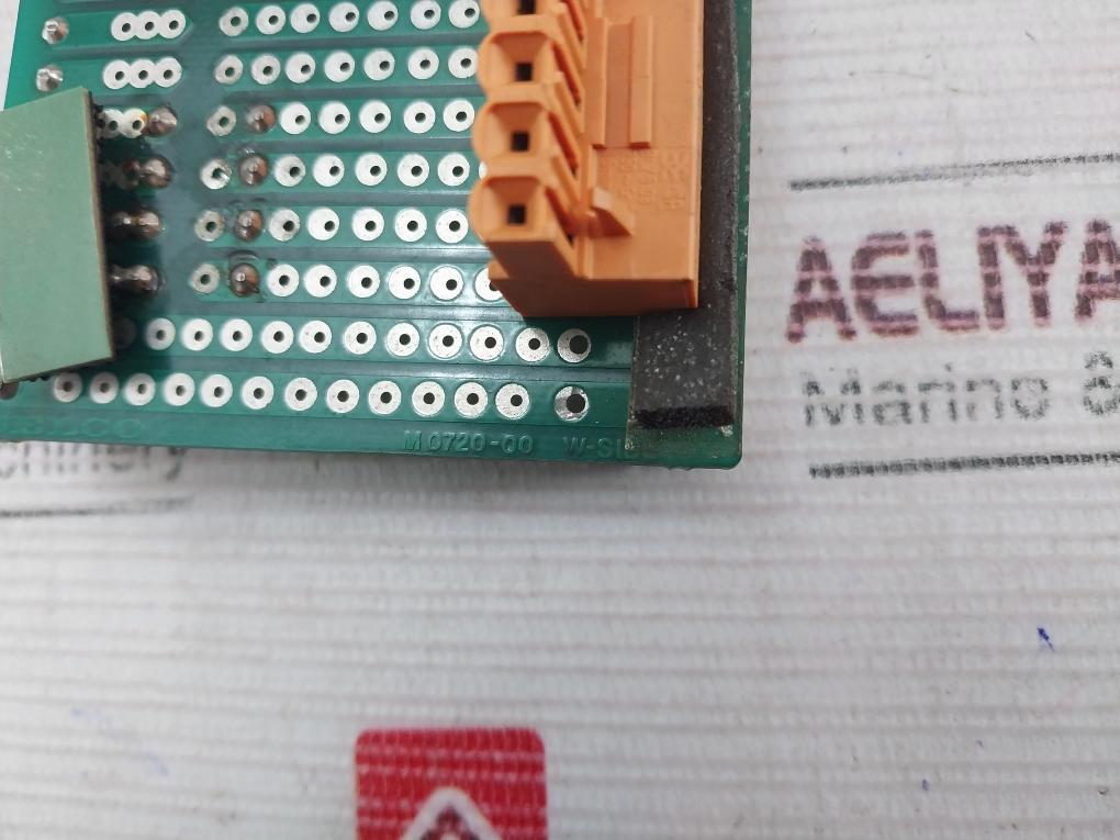 Selco M2000-29-10 Engine Controller M0720-00