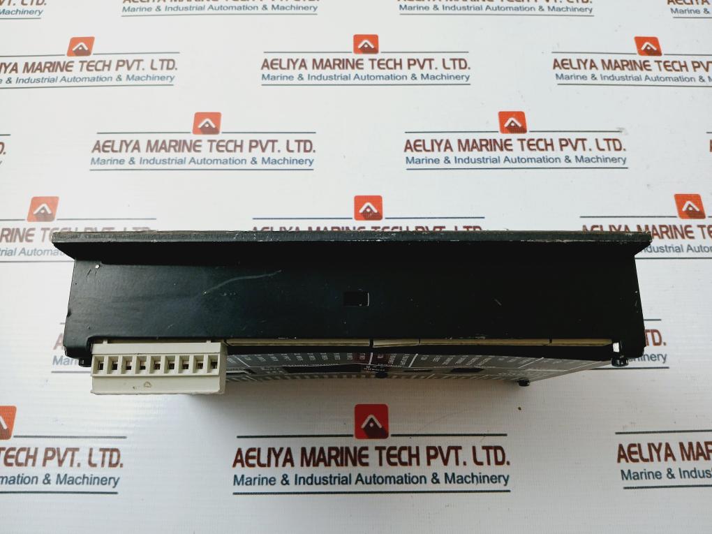 Selco M2500 Engine Controller 1.090 Kg