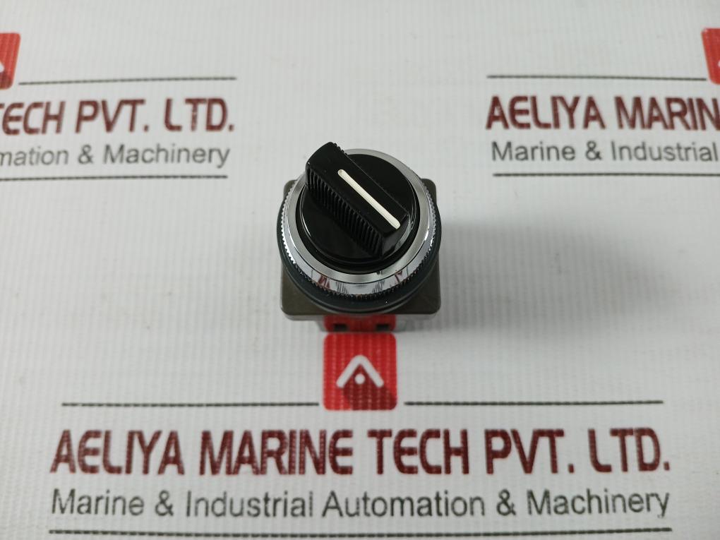 Selector-Switch-Ac300v-3a-Asn311-Idec-2