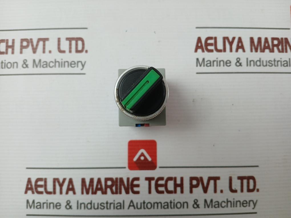 Selector Switch Brand Idec Part No: Asw 0201, 600V 10A