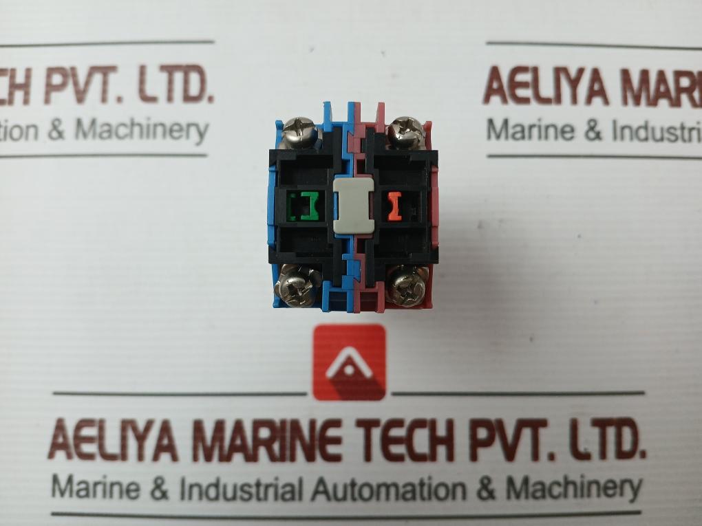 Selector Switch Brand Idec Part No: Asw 0201, 600V 10A