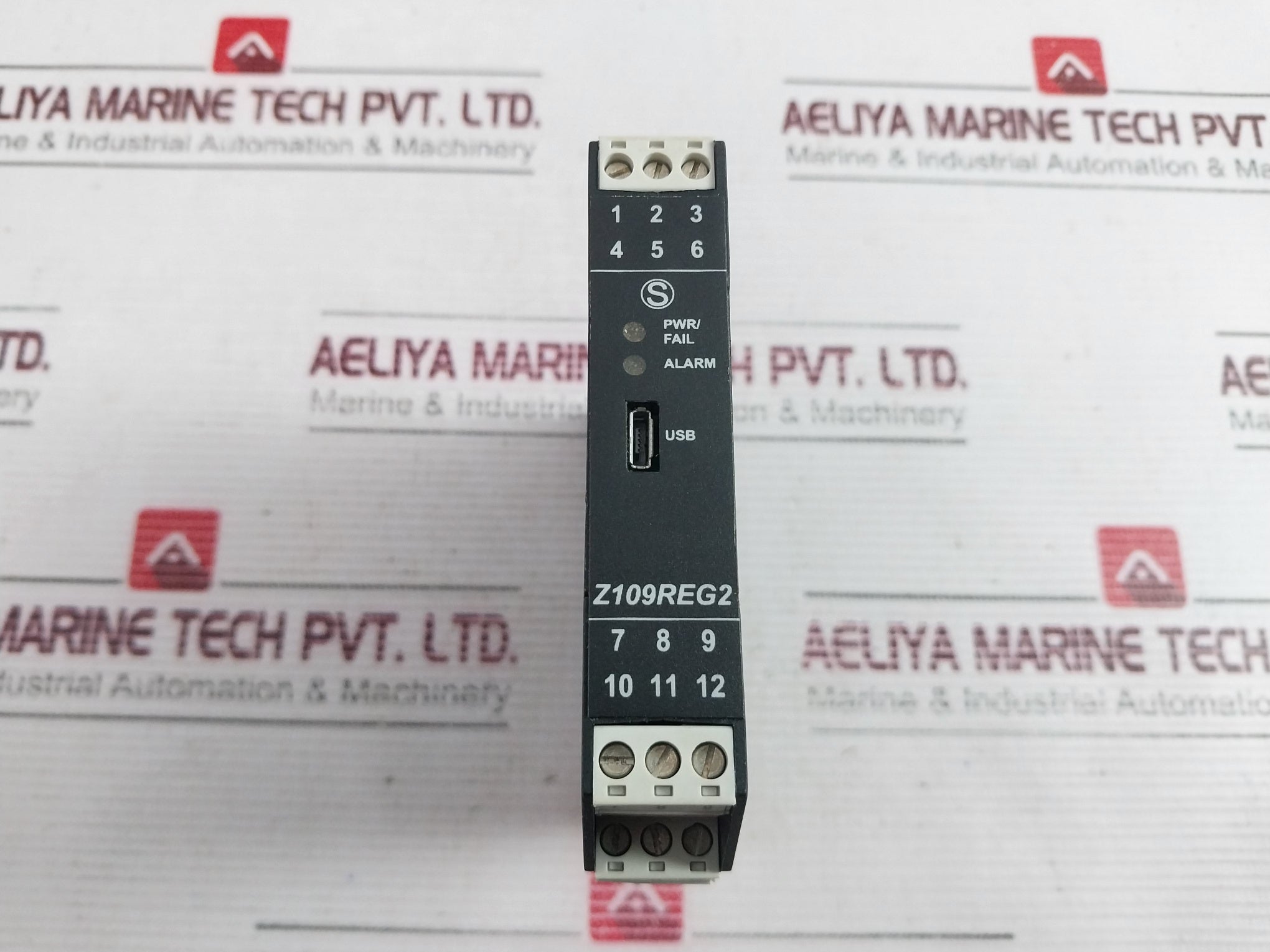 Seneca Z109Reg2 Universal Transmitter With Galvanic Separation 19-28V~ 50-60Hz
