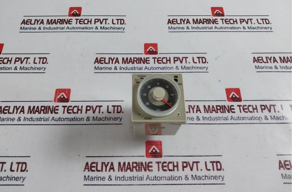 SEVEN H3CR-A8 Timer Relay 0.05 Second to 300 Hour 100-125VDC