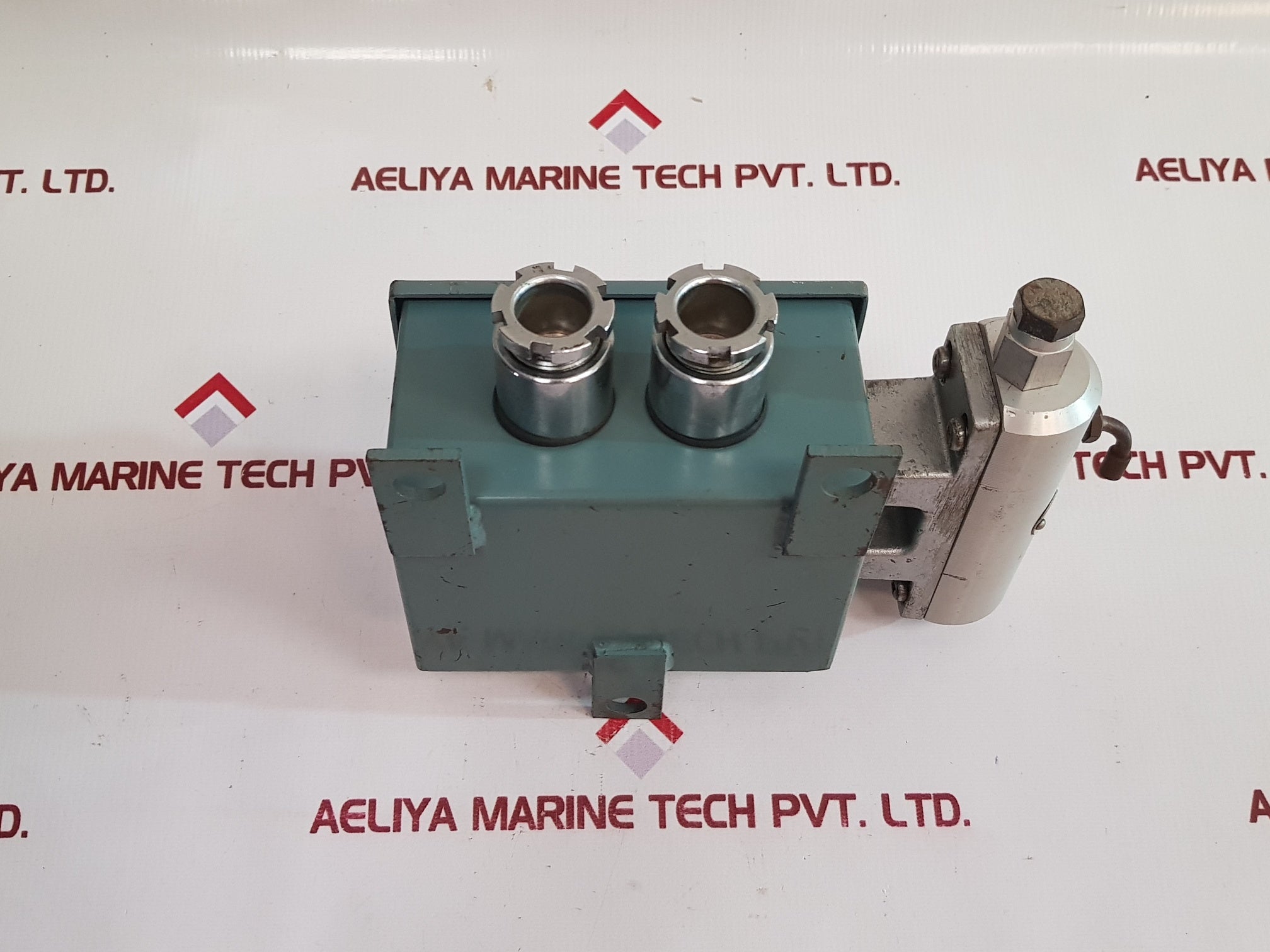 Shimadzu Fa-4A-m2 Oil Flow Alarm Used