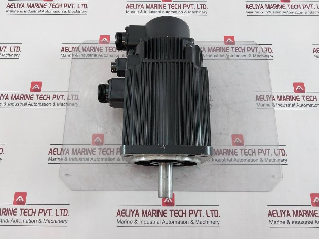 Siemens 1Fl5064-0Ac21-0Ah0 3-phase Synchronous Servo Motor 24 Vdc 0.6A