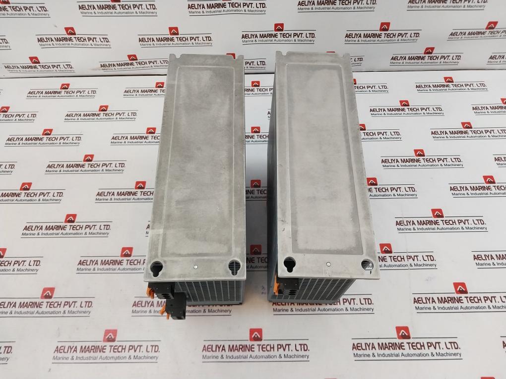 Siemens 1P 6Sl3210-5He13-5Uf0 Servo Drive Ip20