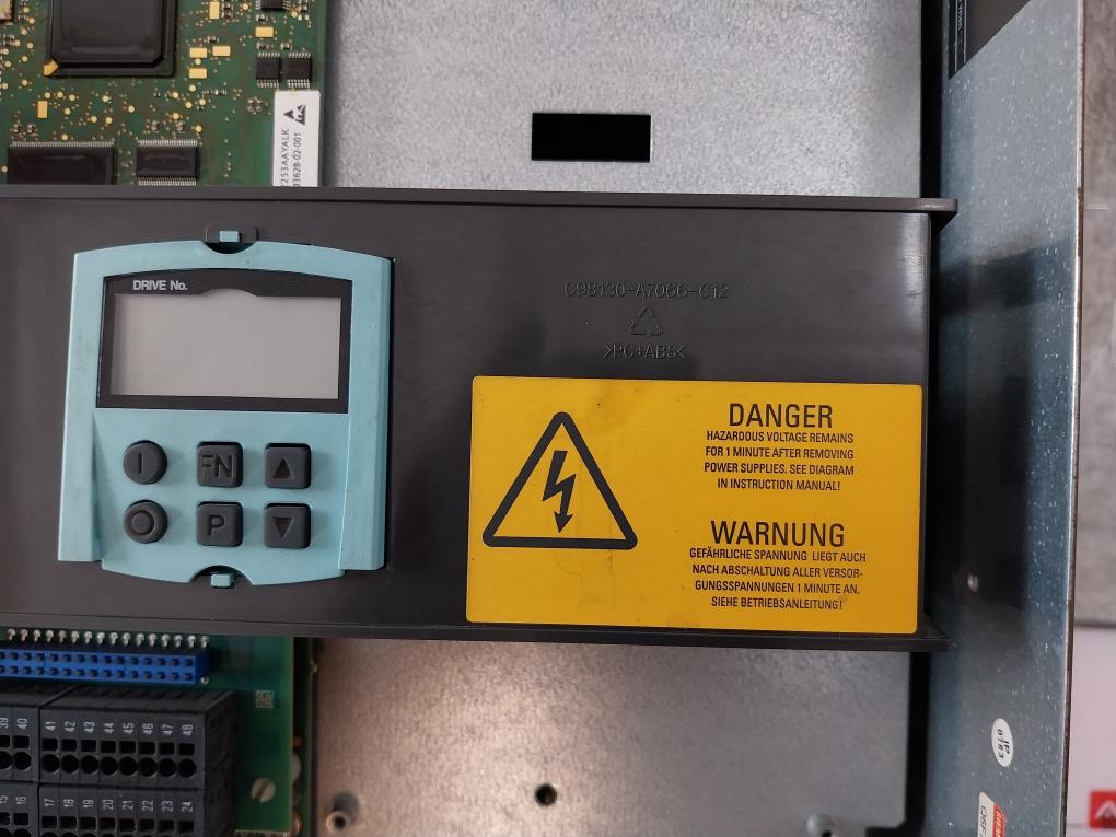 Siemens 1p 6ra8085-6ds22-0aa0-z Dc Converter 3ac 400v 498a 50/60hz 