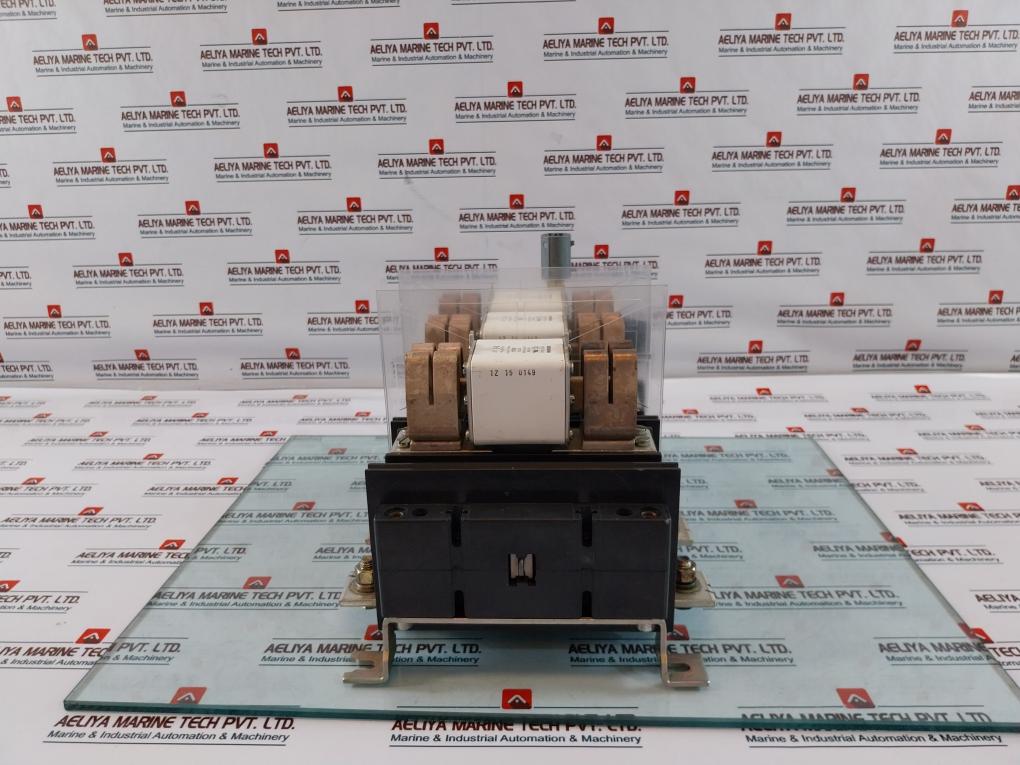 Siemens 3Kl6130-1Ab02 Switch Disconnector With Fuse 1000V 50/60Hz