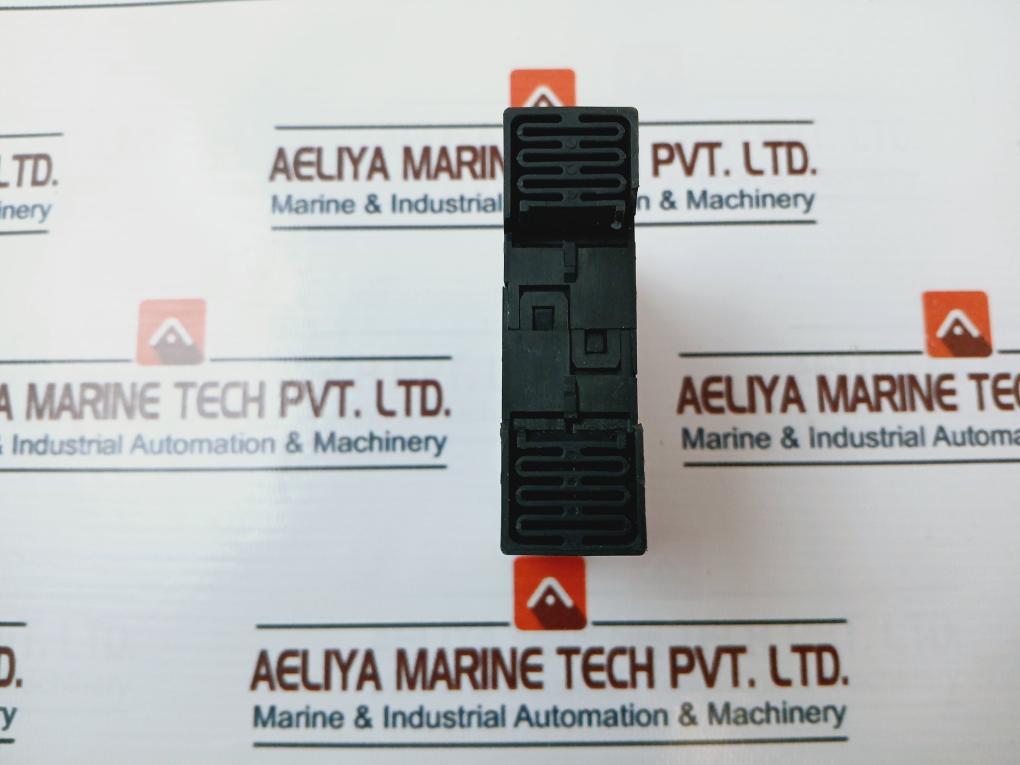 Siemens 3Rp1525-1Ap30 Time Relay 3Zx1012-0Rp15-1Aa1 300V