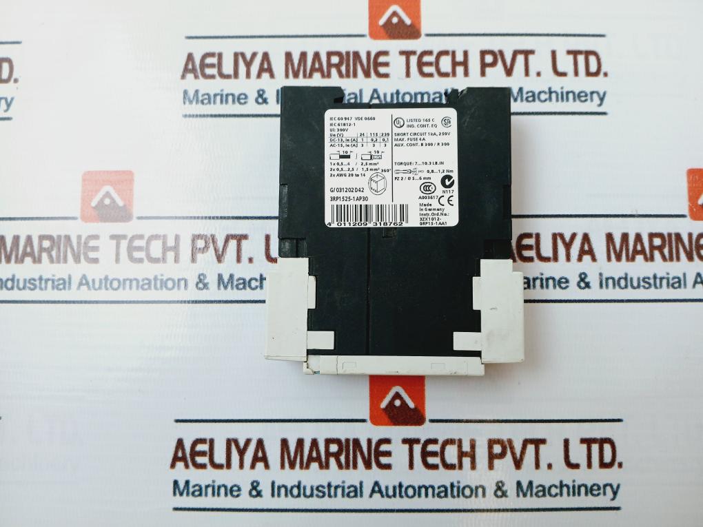 Siemens 3Rp1525-1Ap30 Time Relay 3Zx1012-0Rp15-1Aa1 300V