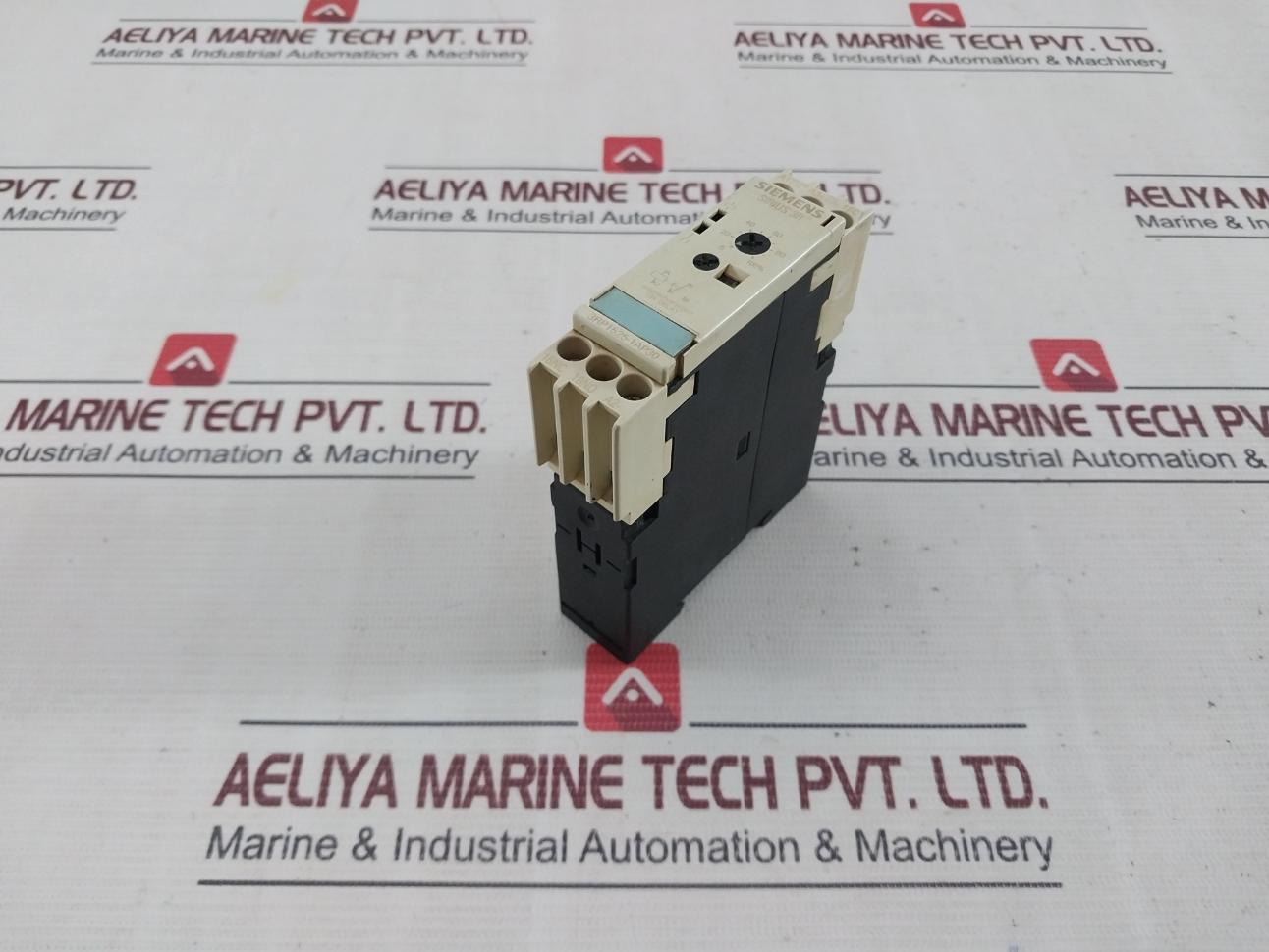 Siemens 3Rp1525-1Ap30 Time Relay Iec61812-1 Ui300V B300/R300 3Zx1012-0Rp15-1Aa1