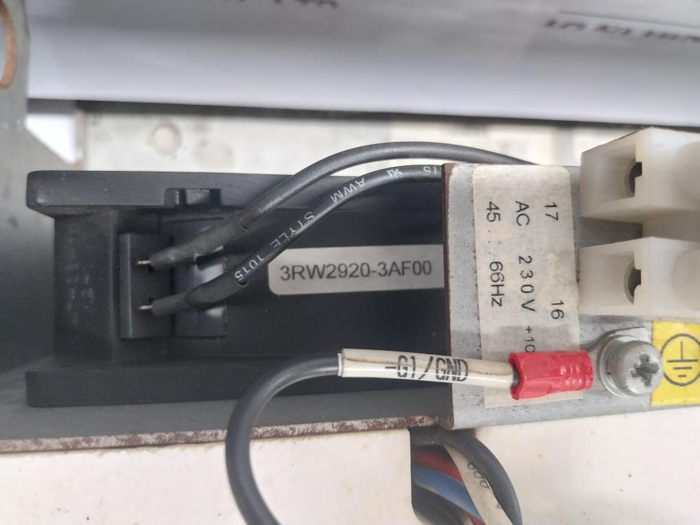 Siemens 3RW2242-0DB15 Solid-State Motor Starter 230V AC
