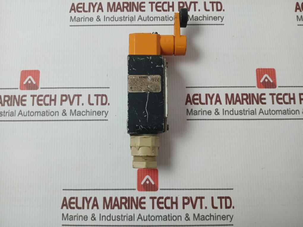 Siemens 3Se3120-1Gw Position Switch 500V Ac-12 10A