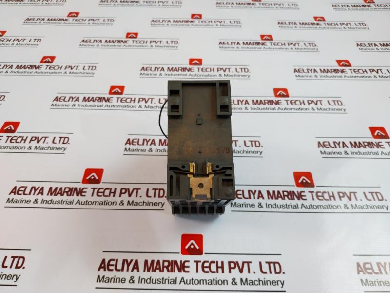 Siemens 3Un2634-0Ab4 Relay, 24Vdc, 1S+1O, 1No+1Nc Vde 0660/Iec 34-11
