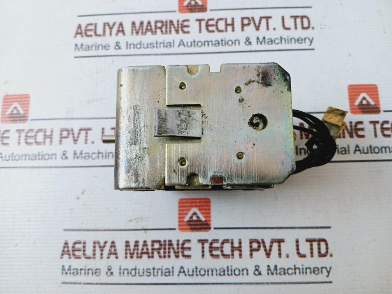 Siemens 3Wx3651-1Jk00 Shunt Release For Switch 3Wn6 D.C.220-250V 220-240V Ac