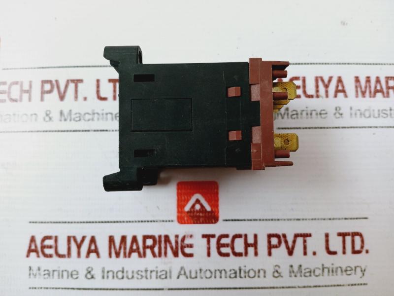 Siemens 3tf2001-3al2 Contactor 3-pole 16a 300v