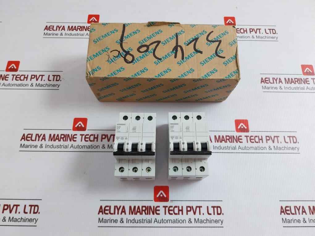Siemens 400V Ac 3 Pole Miniature Circuit Breaker 5Sj6301-7
