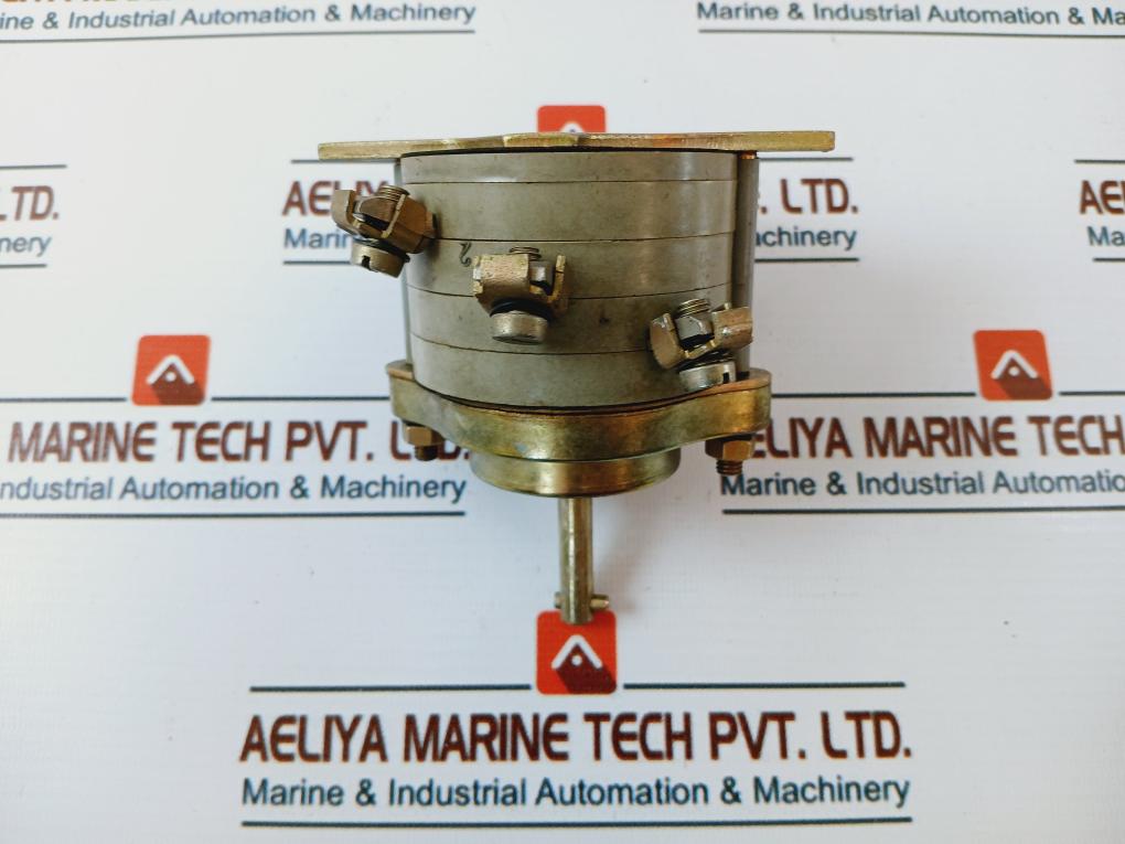Siemens 5 TN 4 13 Insulating Switch