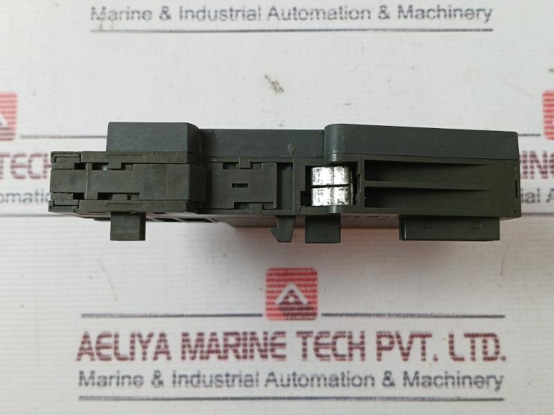 Siemens 6Es7 132-4Hb00-0Ab0 Output Module 24V Dc