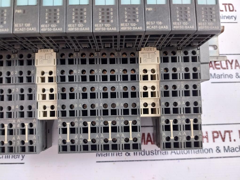 Siemens 6Es7 151-1Aa05-0Ab0,138-4Ca01-0Aa0,131-4Bf50-0Aa0,132-4Bf50-0Aa0 Rack