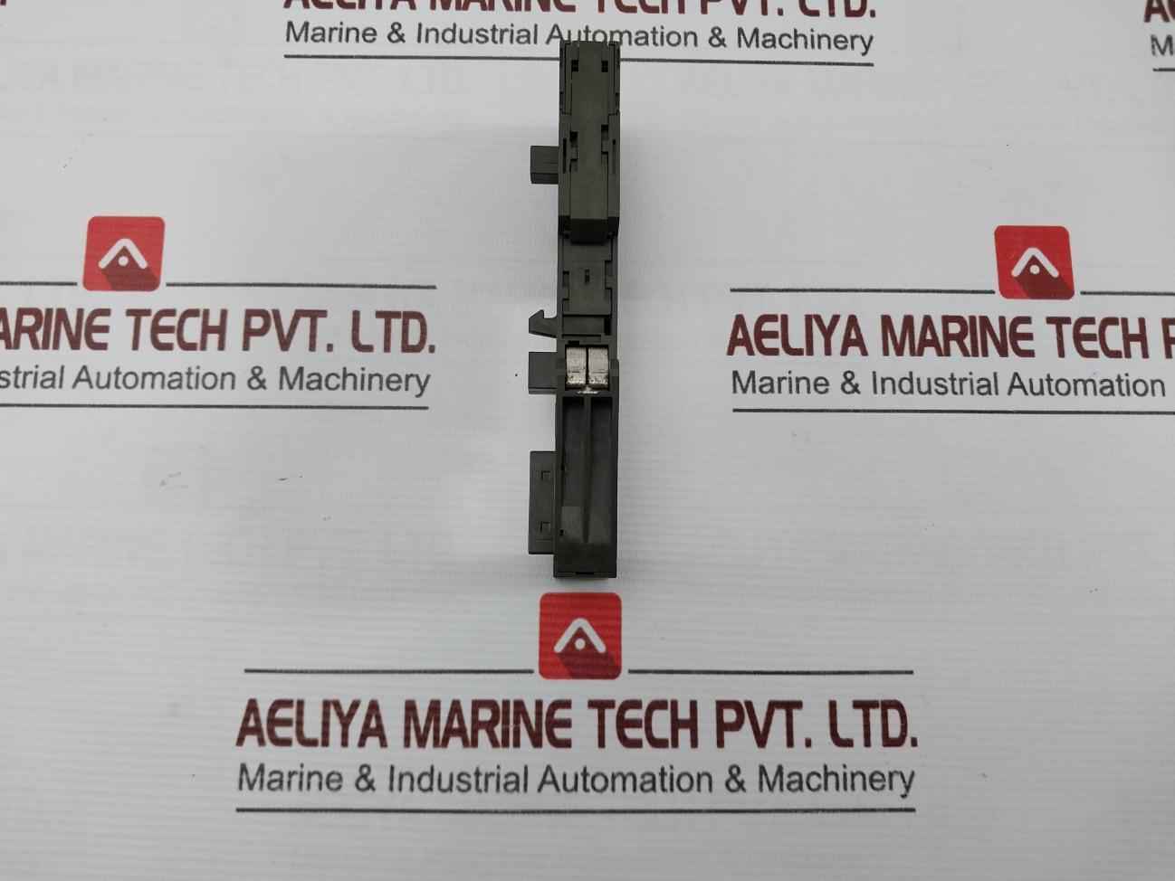 Siemens 6Es7 193-4Cb20-0Aa0 Plc Terminal Module U8 Tm-e15S24-01