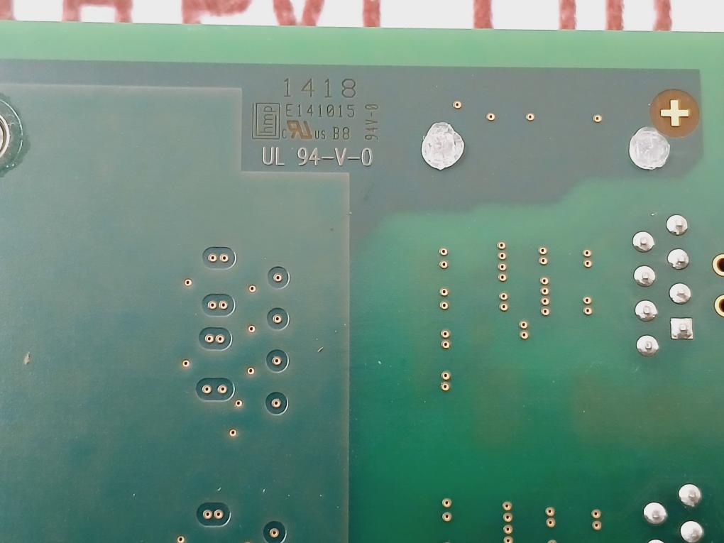 Siemens 6Md9124-0Bb11-0Ba0 Sicam Station Unit V2.40 (Front Glass Broken)