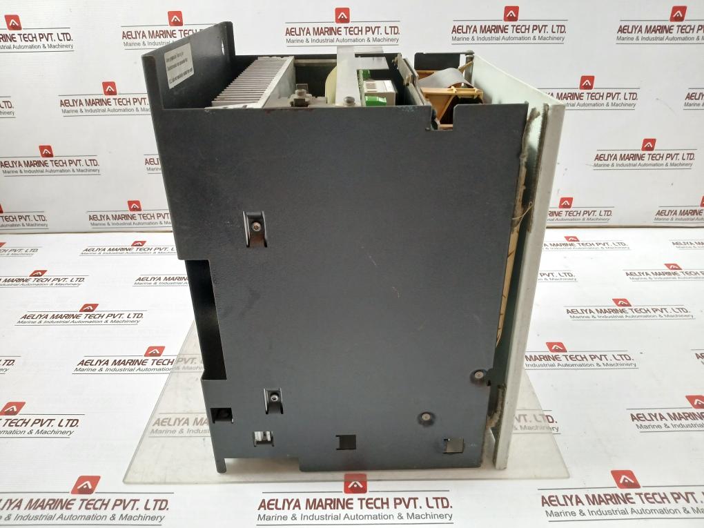 Siemens 6Ra 2325-6Dv61-0 Compact Converter 3Ac 400V 49A 50-60Hz