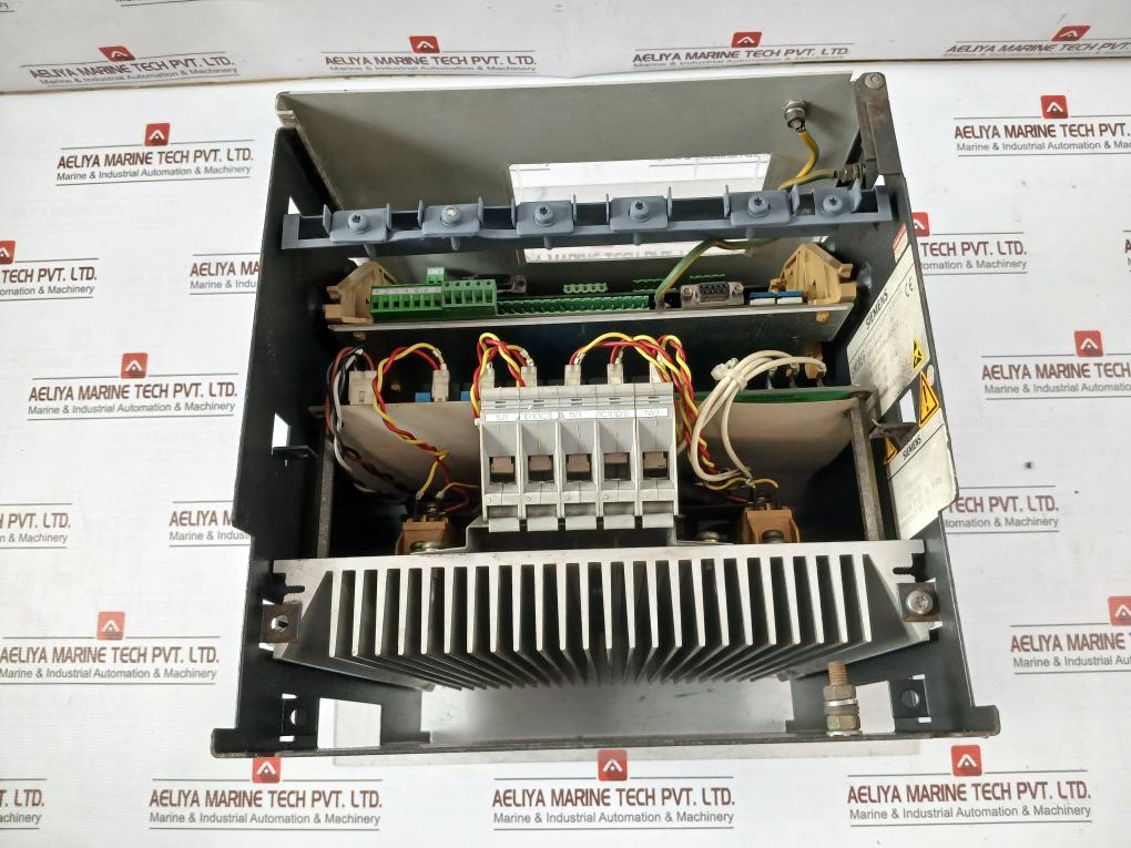 Siemens 6Ra 2325-6Dv61-0 Compact Converter 3Ac 400V 49A 50-60Hz
