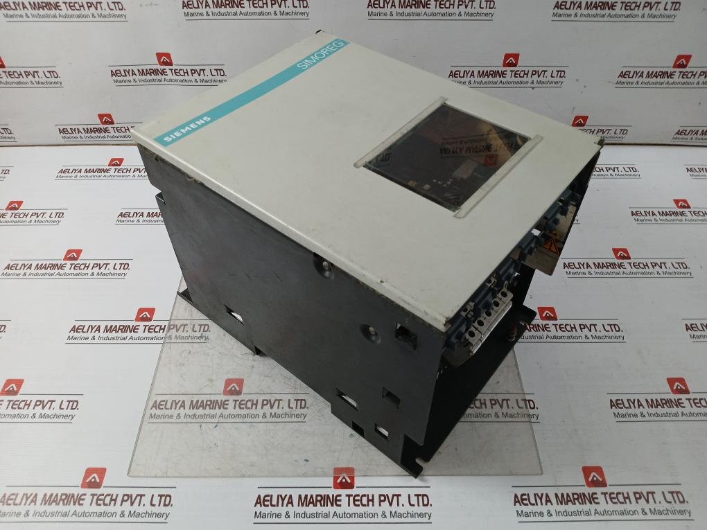 Siemens 6Ra 2325-6Dv61-0 Compact Converter 3Ac 400V 49A 50-60Hz