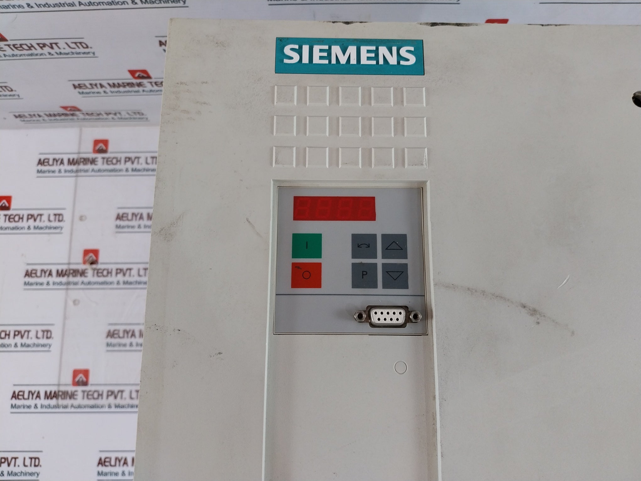 Siemens 6se7024-7ed61-z G93+c11 Simovert Masterdrives Vc Converter Compact Unit